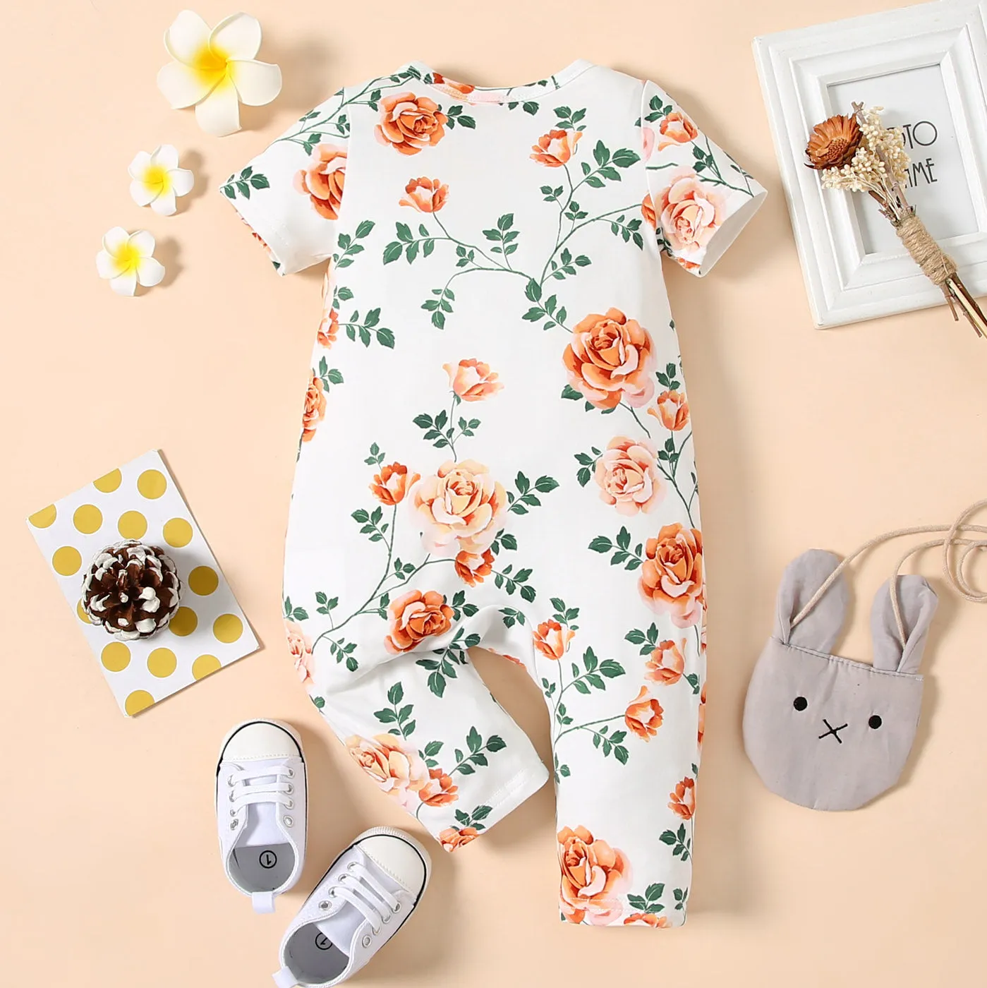 Baby Girl All Over Floral Print V Neck Short-sleeve Snap-up Jumpsuit