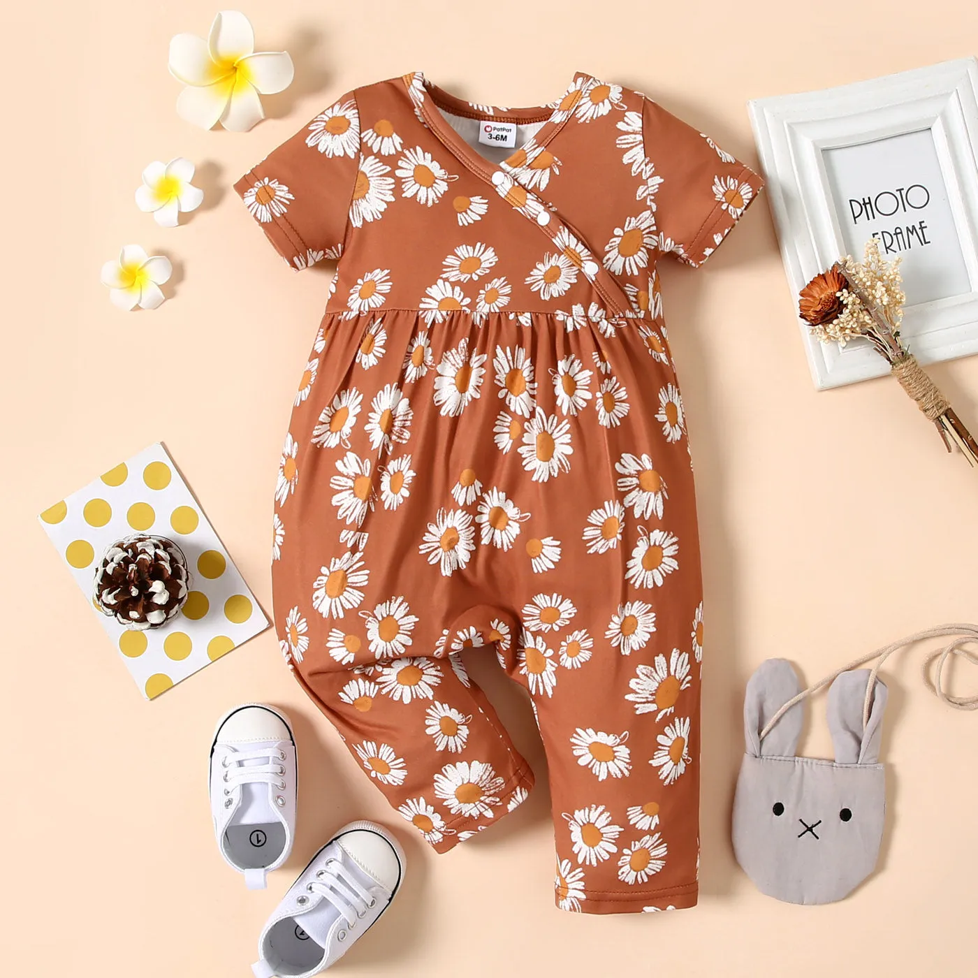 Baby Girl All Over Floral Print V Neck Short-sleeve Snap-up Jumpsuit