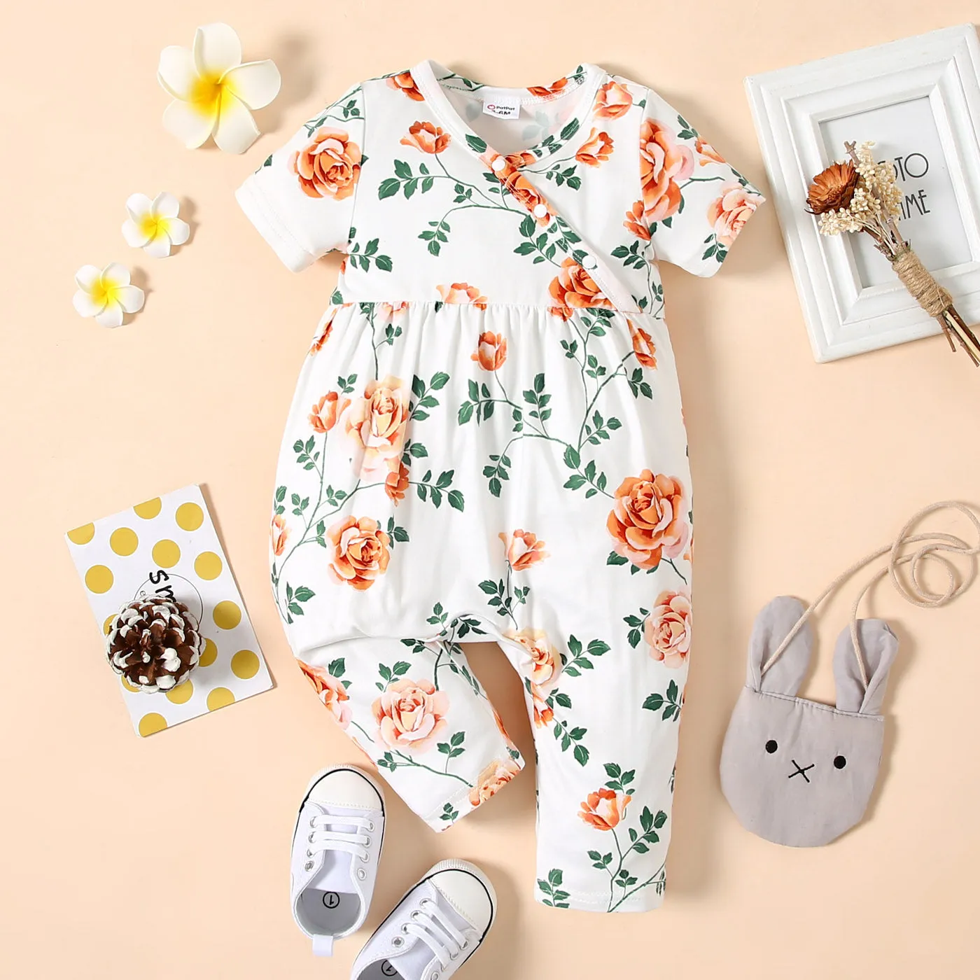 Baby Girl All Over Floral Print V Neck Short-sleeve Snap-up Jumpsuit