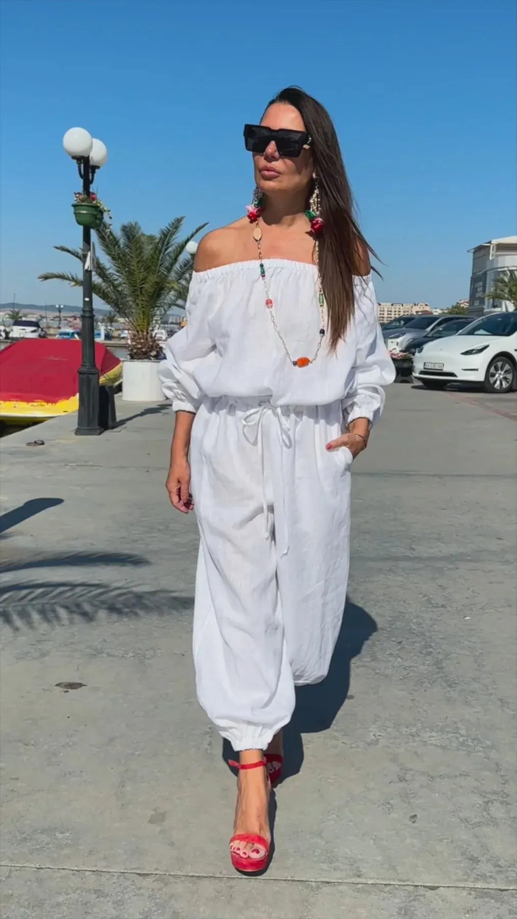 BOHEMY White Off Shoulders Jumpsuit