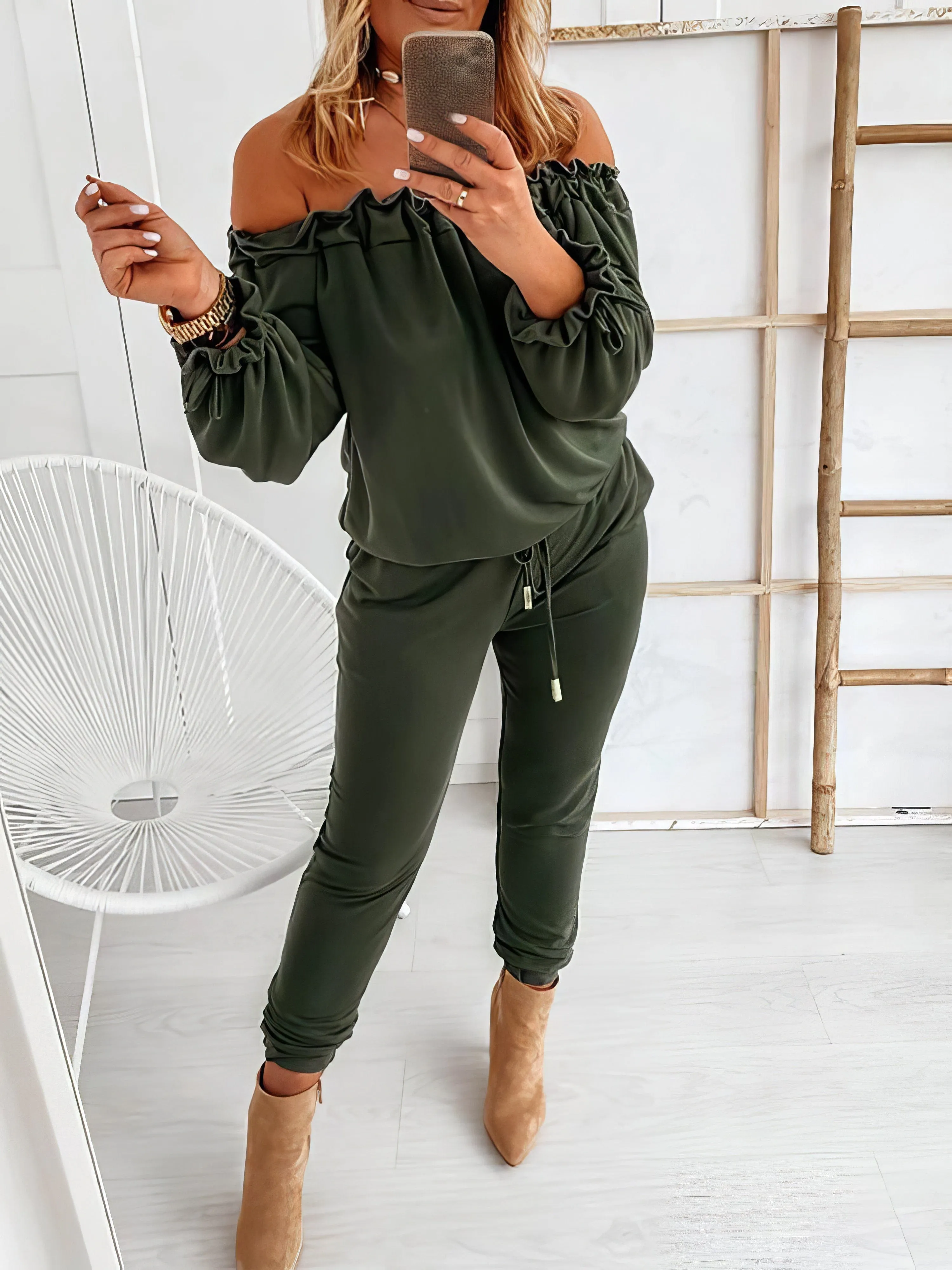 Casual Off-shoulder Jumpsuit