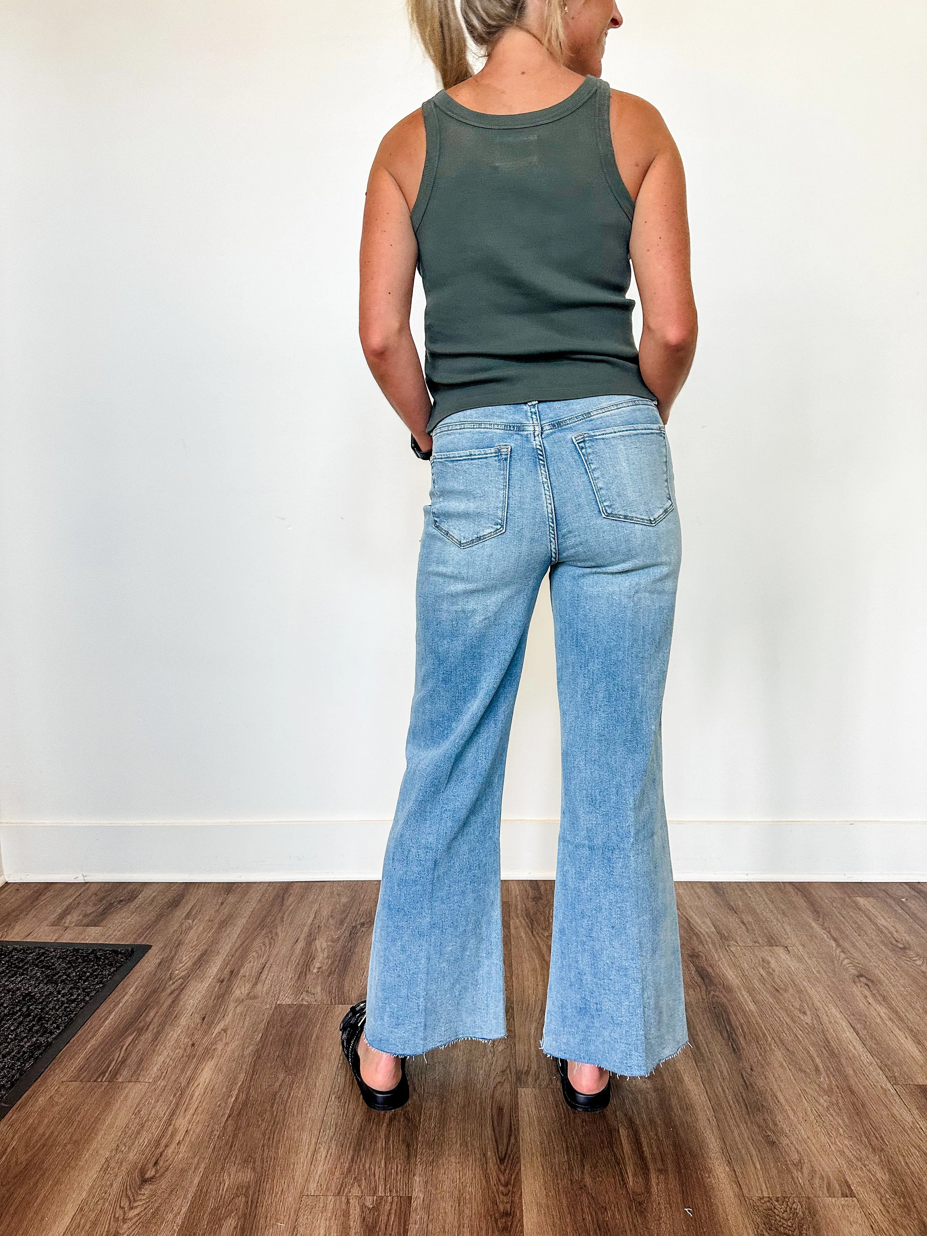 DJ Fiona Wide Leg Jean- Arctic Denim