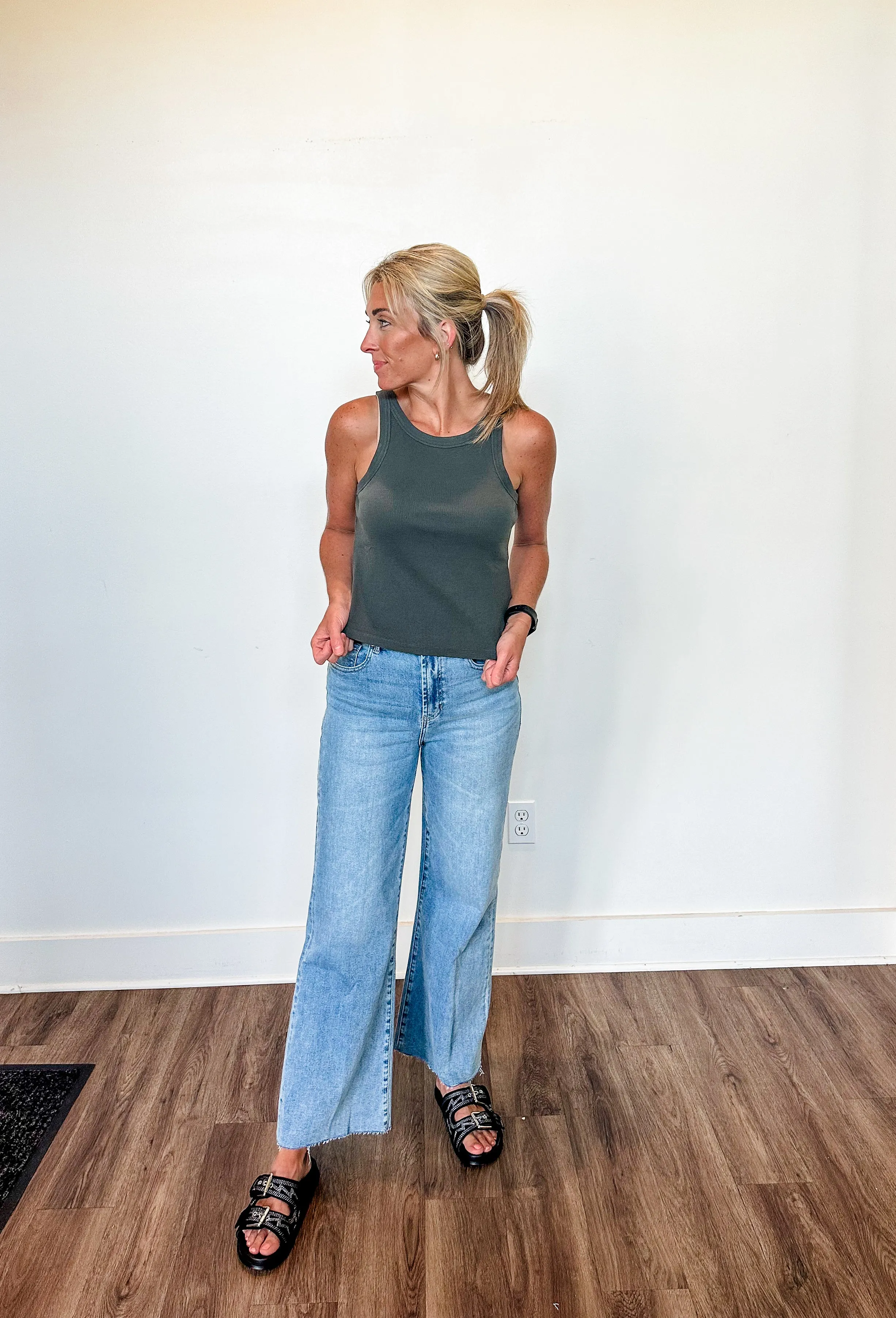 DJ Fiona Wide Leg Jean- Arctic Denim