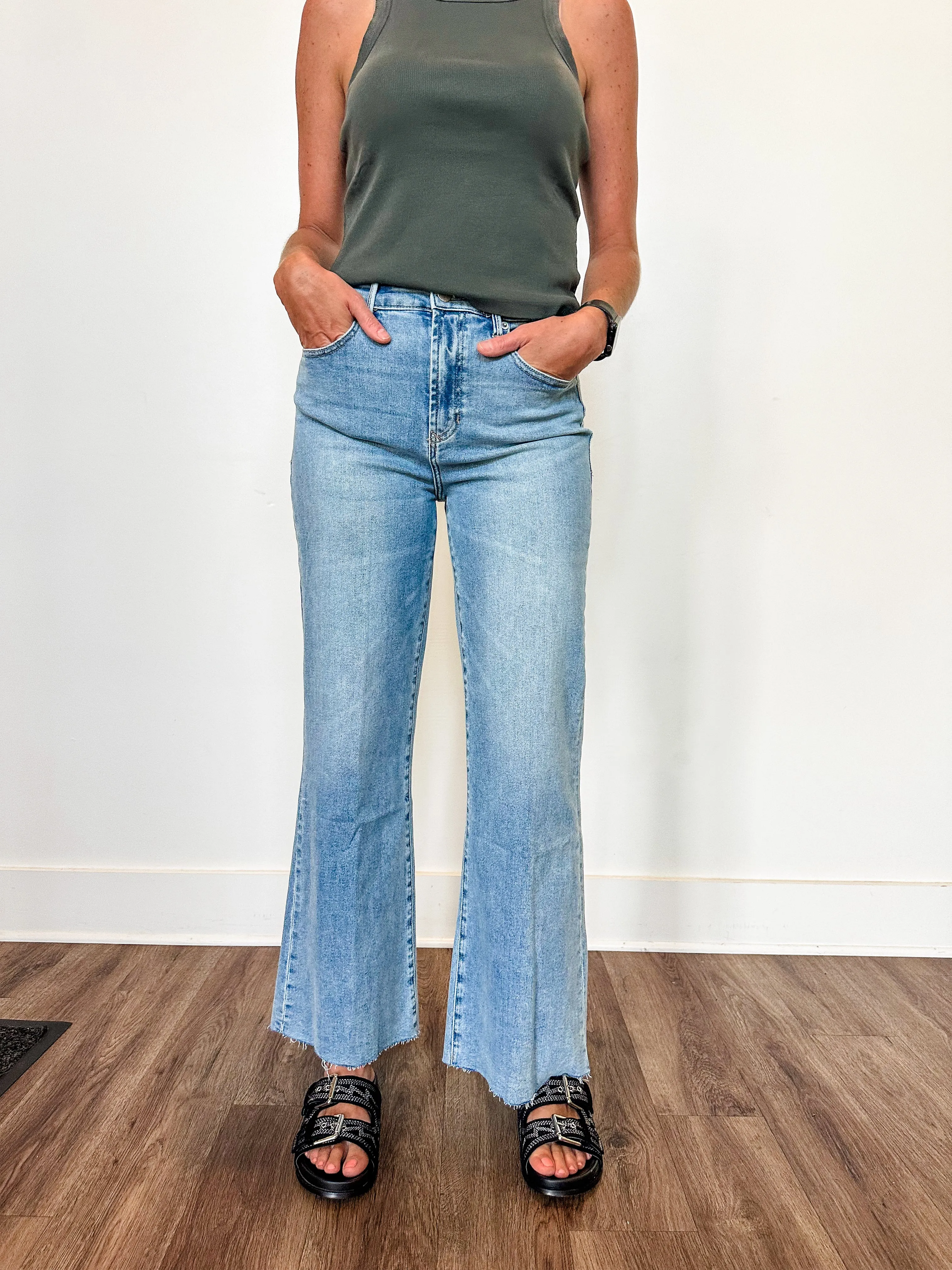 DJ Fiona Wide Leg Jean- Arctic Denim