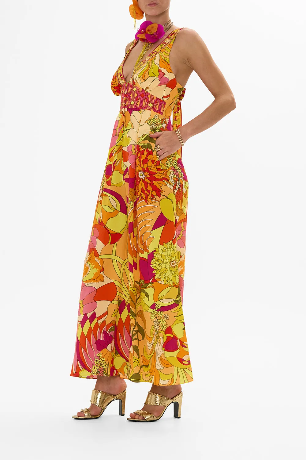 HALTERNECK JUMPSUIT WITH TIE NECK THE FLOWER CHILD SOCIETY