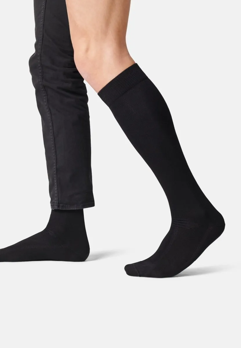 KNEE-HIGH BAMBOO SOCKS