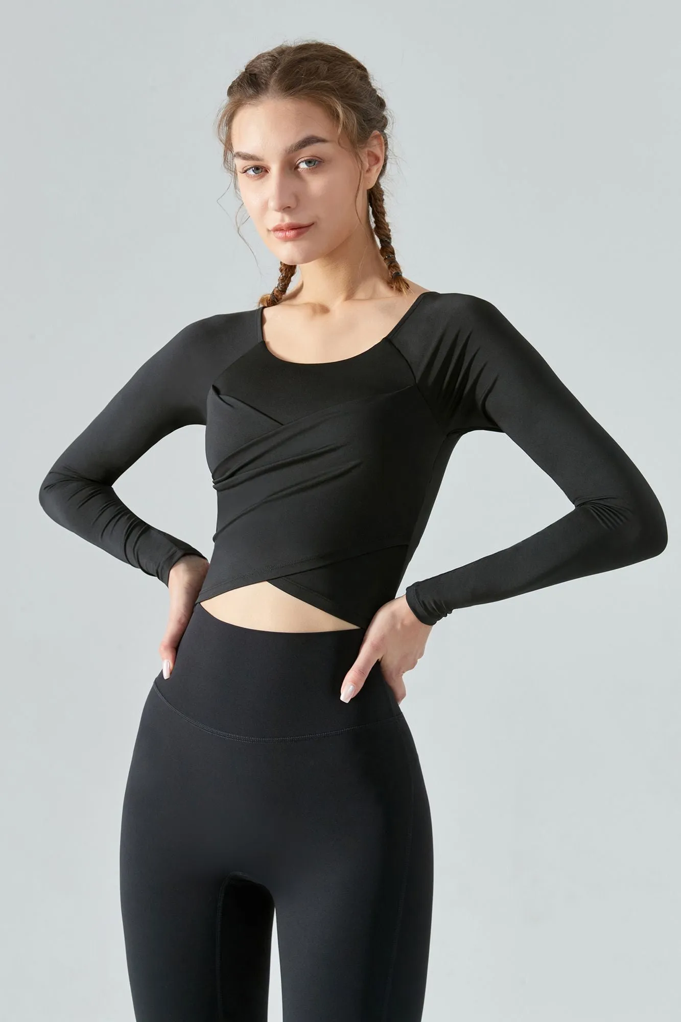 Long Sleeve Front Tie Wrap Detailing Yoga Top