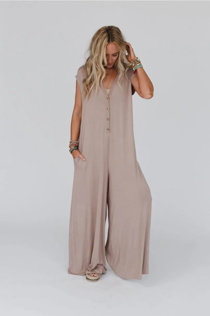 Women's Daphne Button down Jumpsuit in Mocha