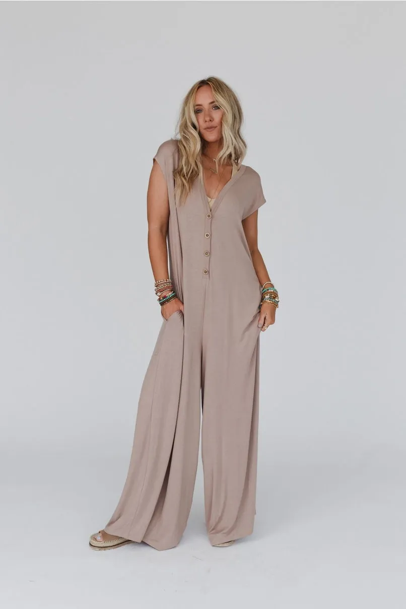 Women's Daphne Button down Jumpsuit in Mocha