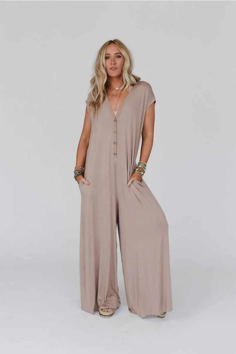 Women's Daphne Button down Jumpsuit in Mocha